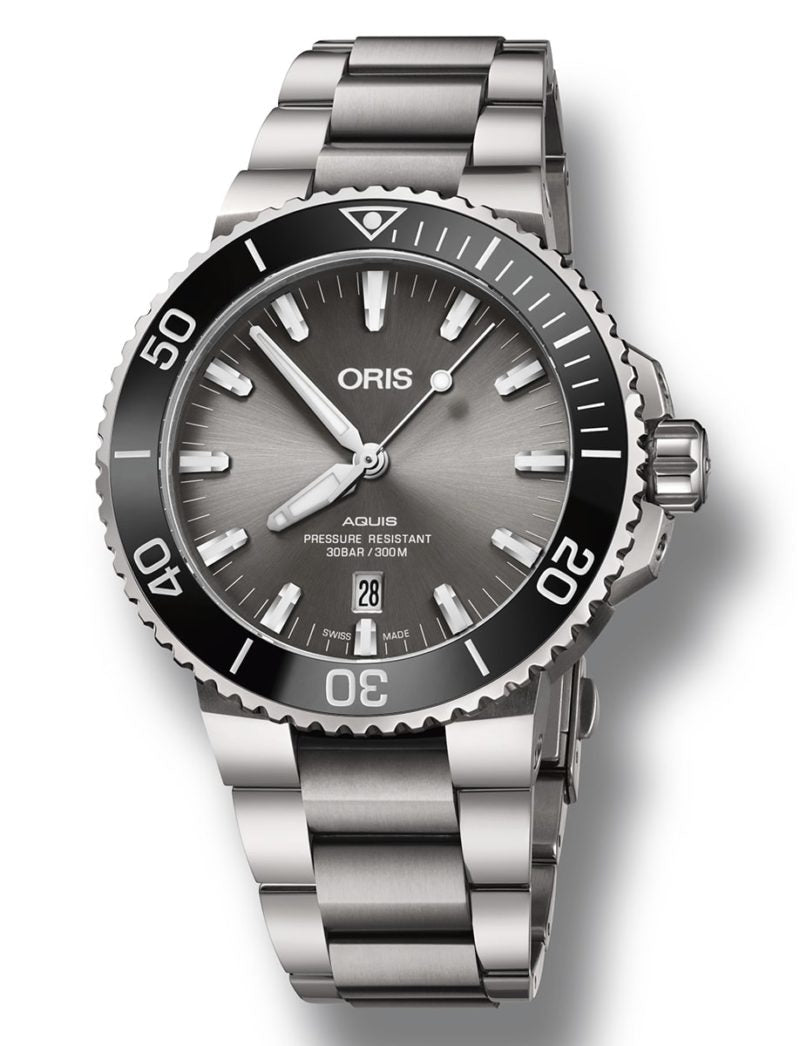 oris-diving-aquis-titanium-date01-733-7730-7153-07-8-24-15peb