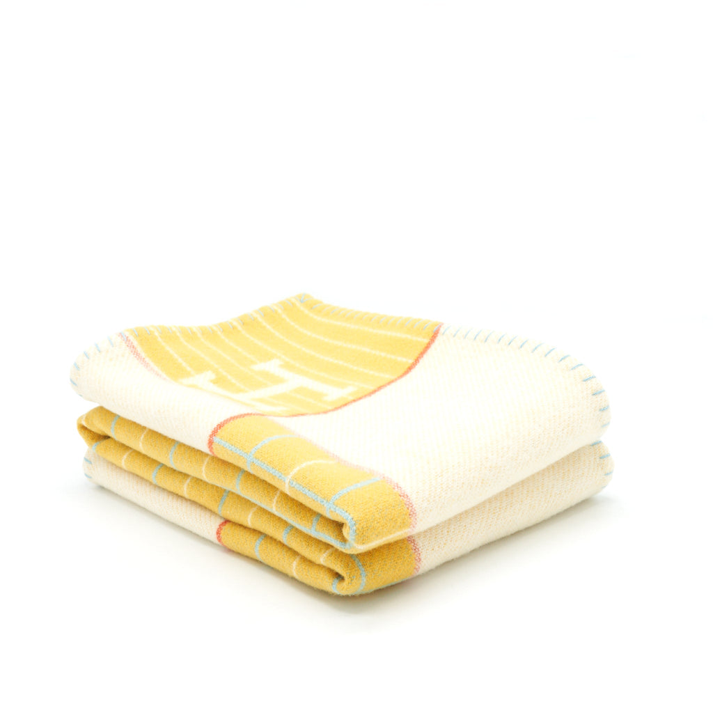 hermes-avalon-passe-passe-baby-blanket-miel