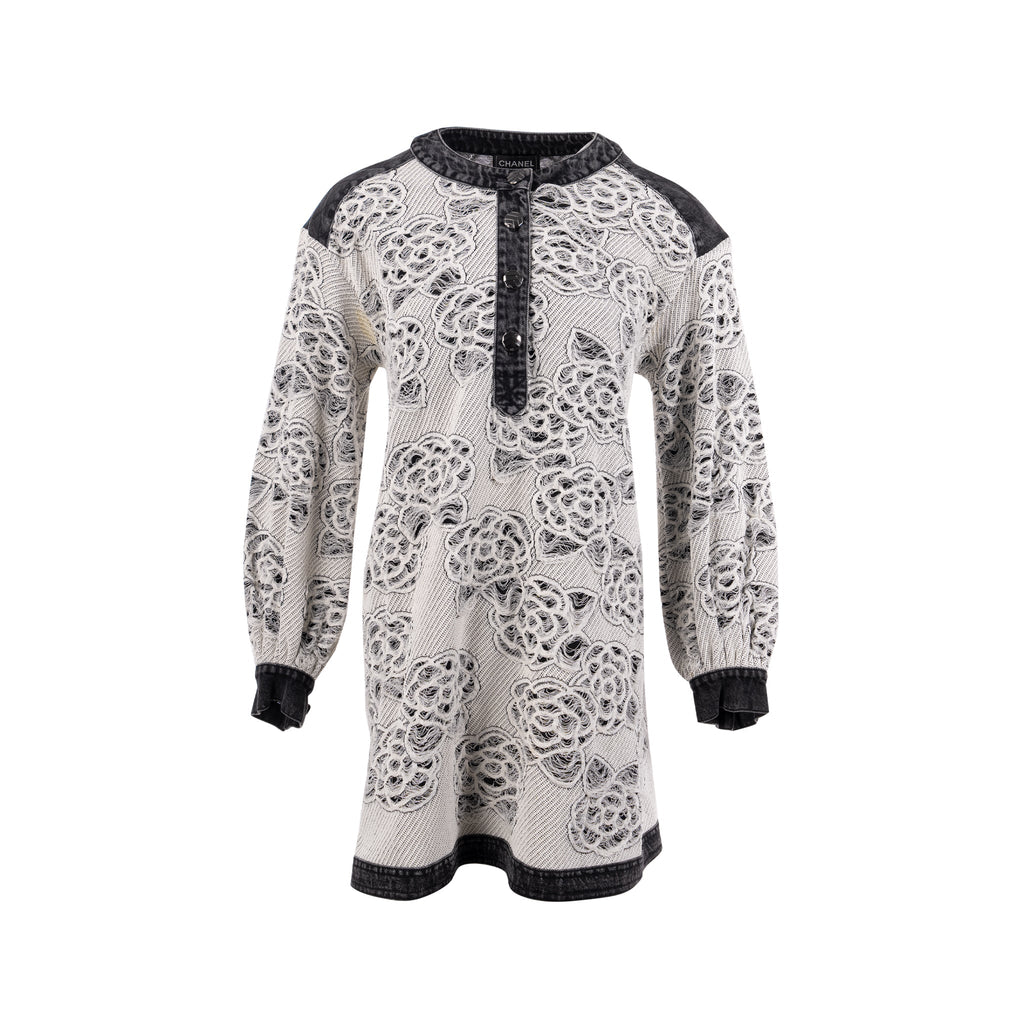 chanel-size-34-36-camellia-hollow-out-denim-dress-cotton-paper-white-black-copy