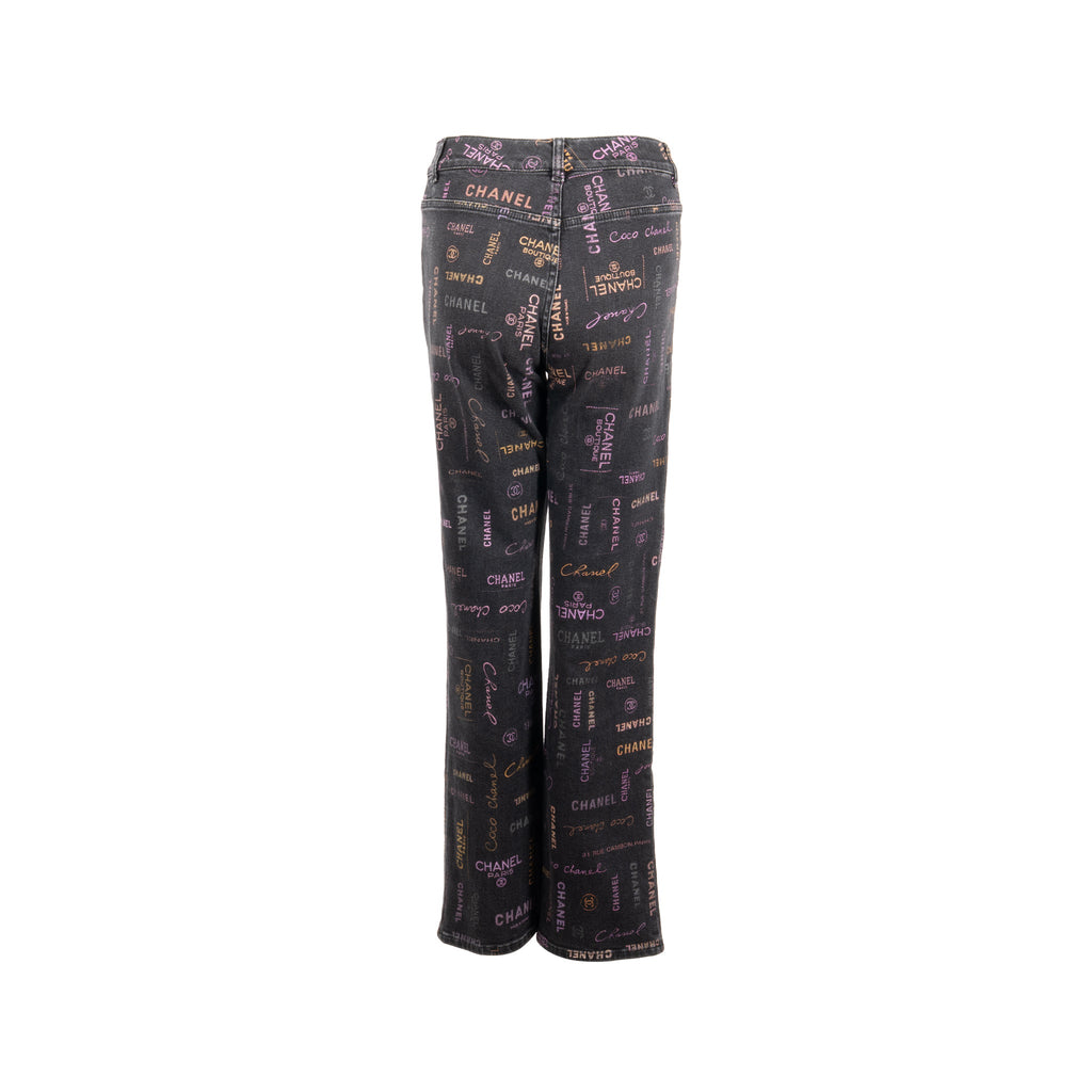 chanel-size-38-22p-letter-logo-print-straight-jeans-black