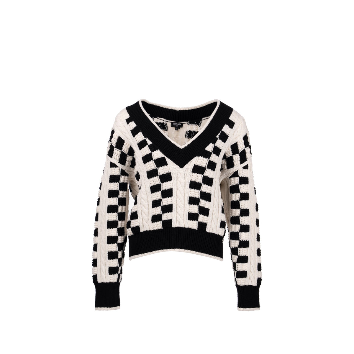 chanel-size-40-sweater-cashmere-black-white