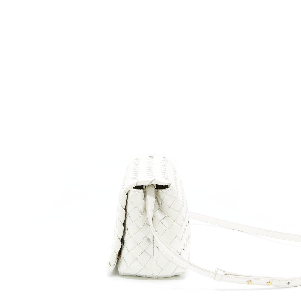 bottega-veneta-crossbody-bag-intrecciato-white