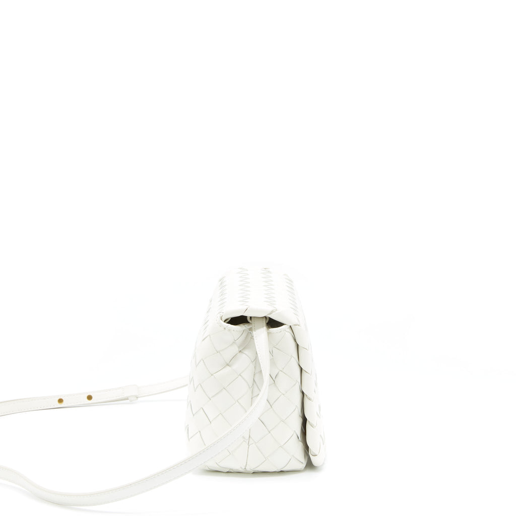 bottega-veneta-crossbody-bag-intrecciato-white