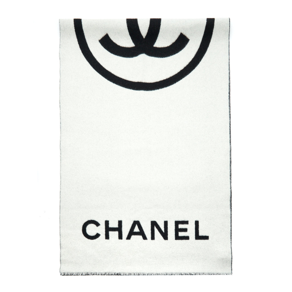 chanel-21k-cashmere-scarf-shawl-black-and-white