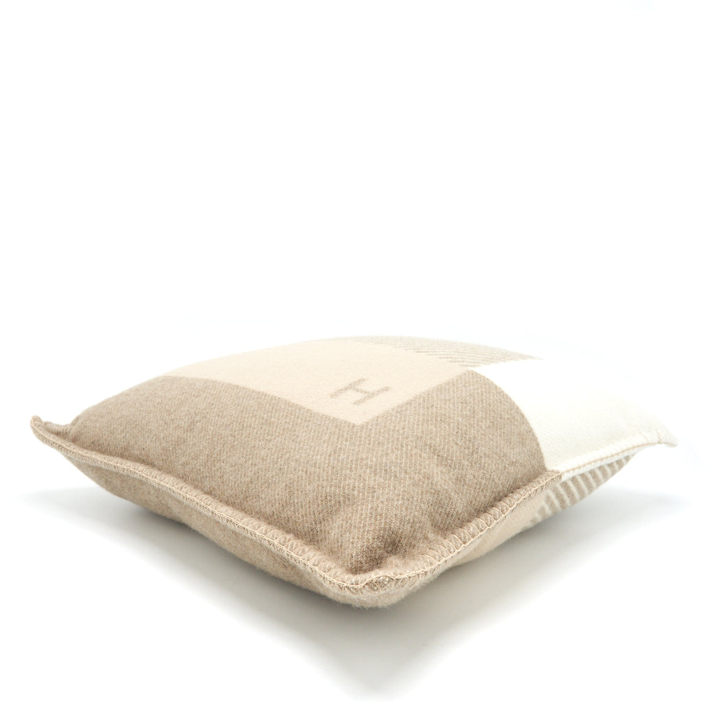 hermes-h-riviere-pillow-coussin-sell-in-a-set