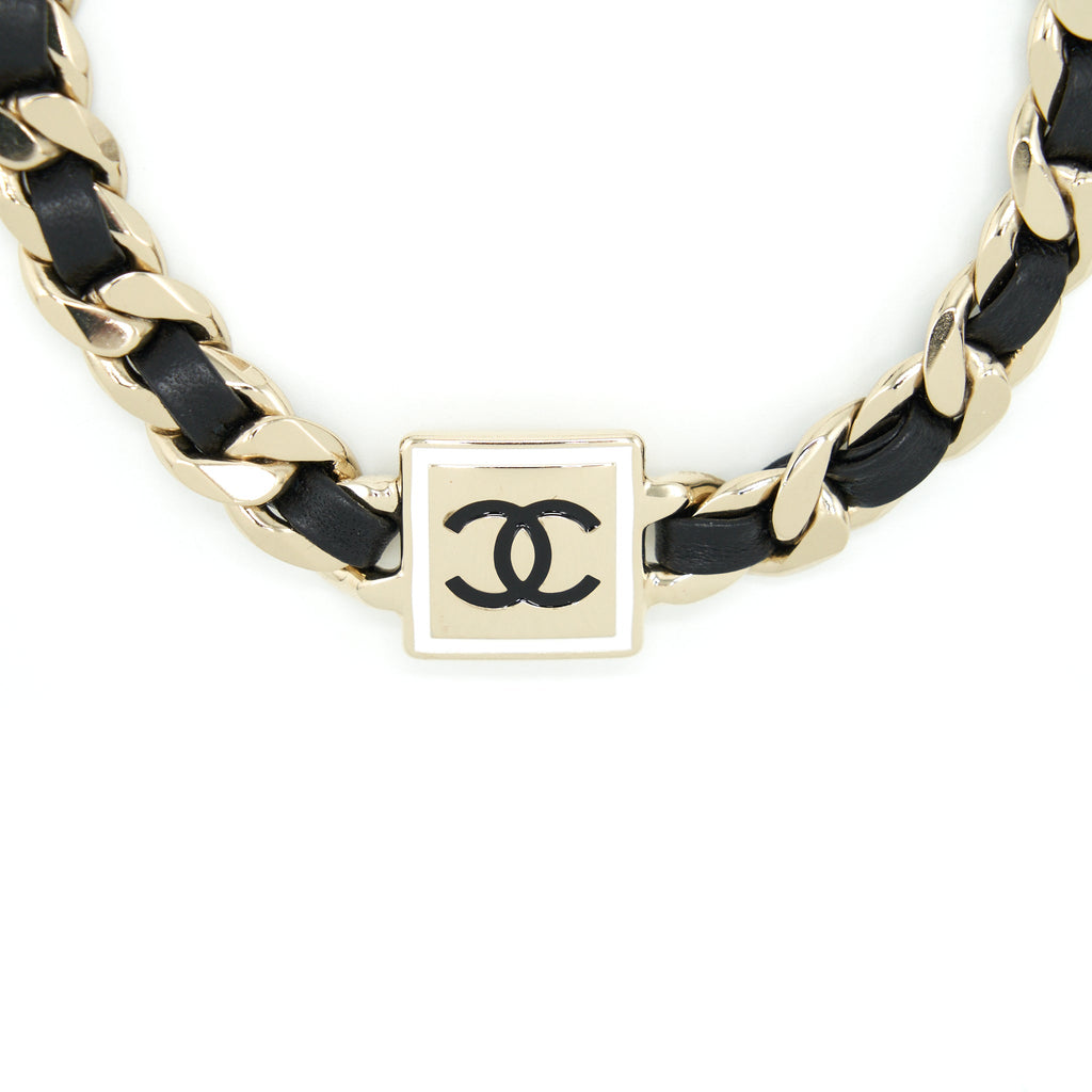 chanel-square-cc-leather-chain-chocker-black-and-light-gold-tone