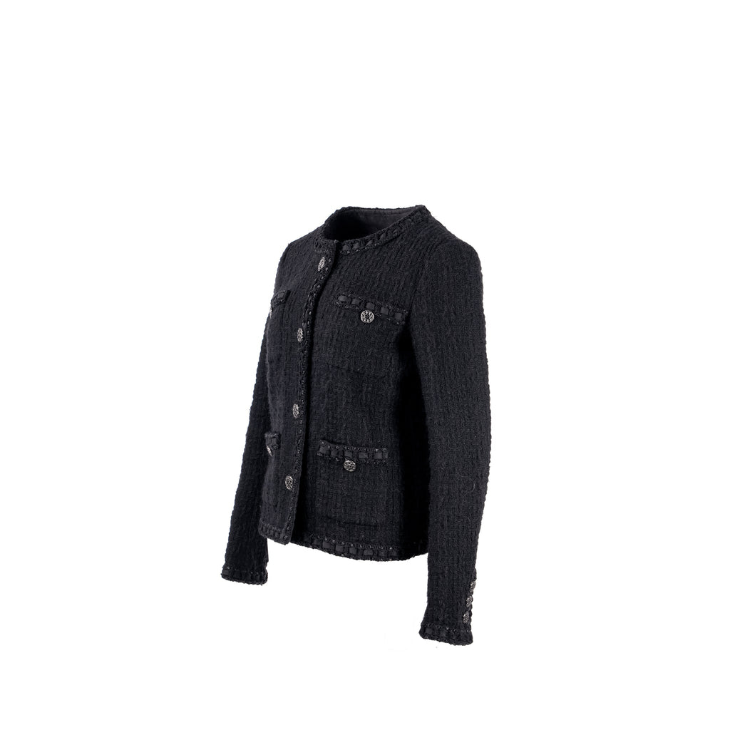 chanel-size-38-la-petite-veste-noire-wool-jacket-black