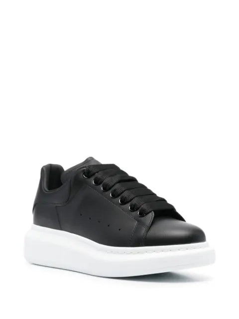 Alexander McQueen Oversized sneakers – 90657
