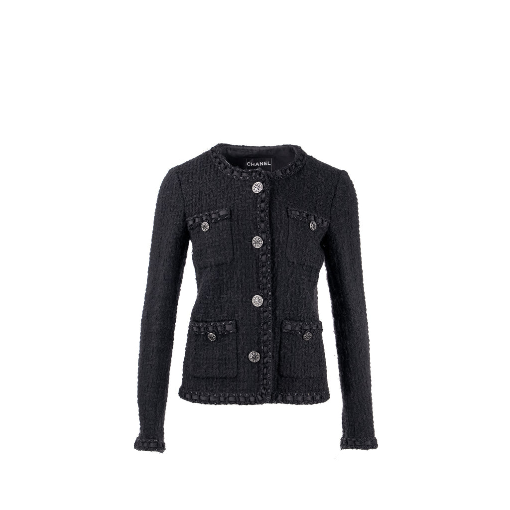 chanel-size-38-la-petite-veste-noire-wool-jacket-black