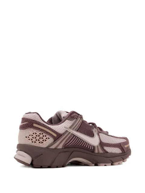 Nike Zoom Vomero 5 sneakers – 80437