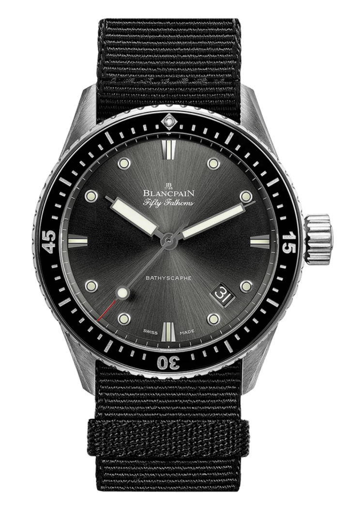 blancpain-fifty-fathoms-bathyscaphe-43mm-steel-black-nato-menos-watch-5000-1110-naba