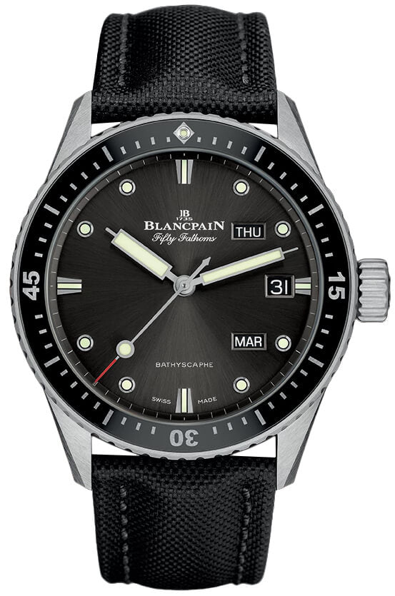 blancpain-fifty-fathoms-bathyscaphe-quantieme-annuel-black-canvas-menos-watch-5071-1110-b52a