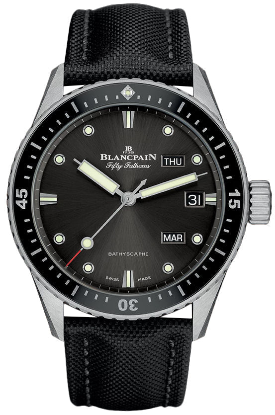 blancpain-fifty-fathoms-bathyscaphe-quantieme-annuel-steel-black-nato-menos-watch-5071-1110-naba