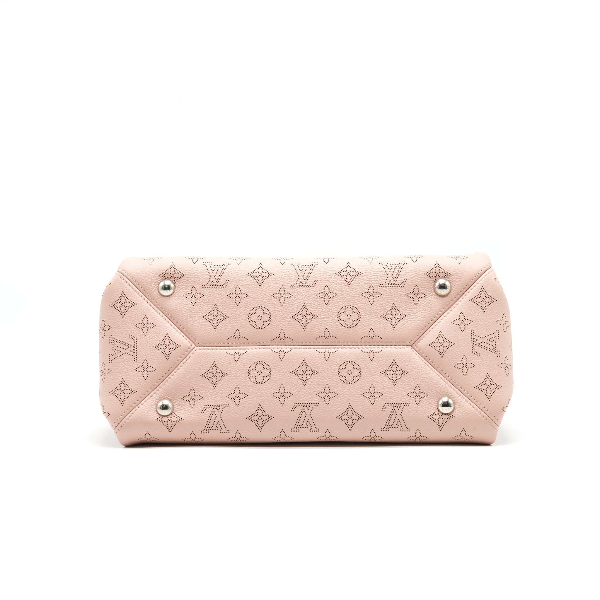 louis-vuitton-sevres-mahina-magnolia-tote-bag