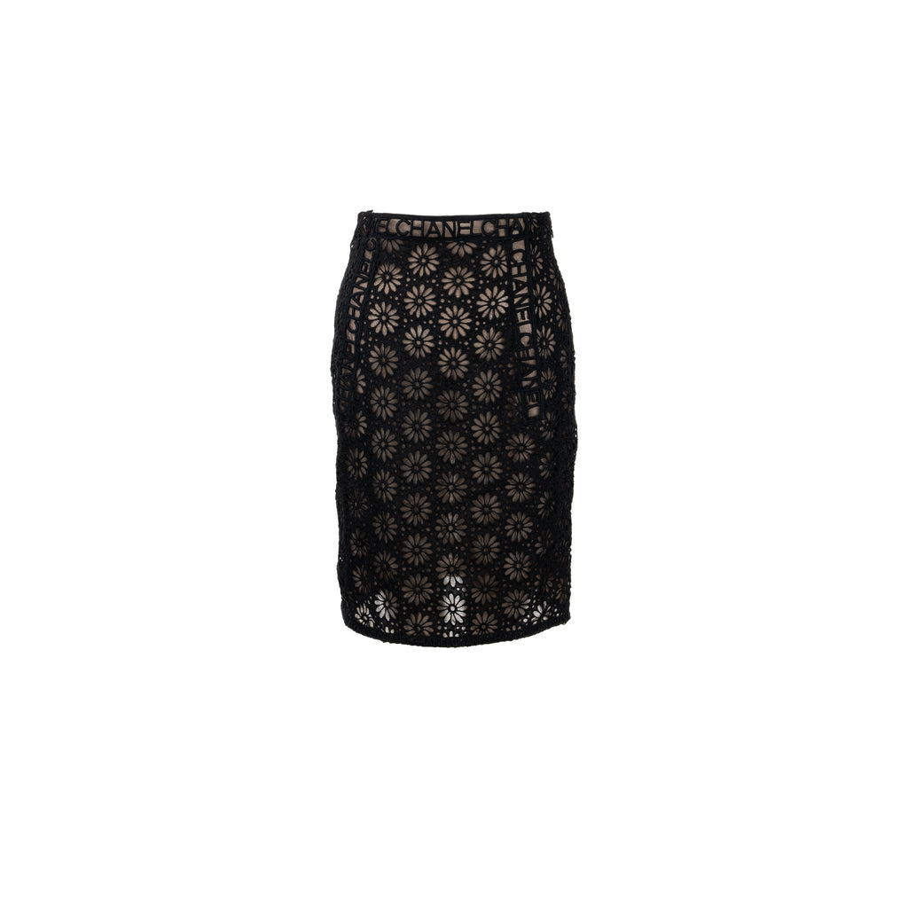 chanel-size-34-21s-flora-lace-skirt-cotton-black