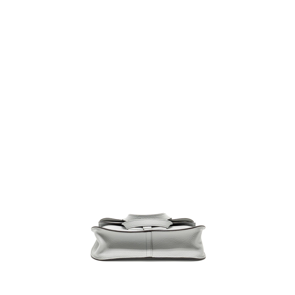 hermes-halzan-25-clemence-blue-pale-shw-stamp-w
