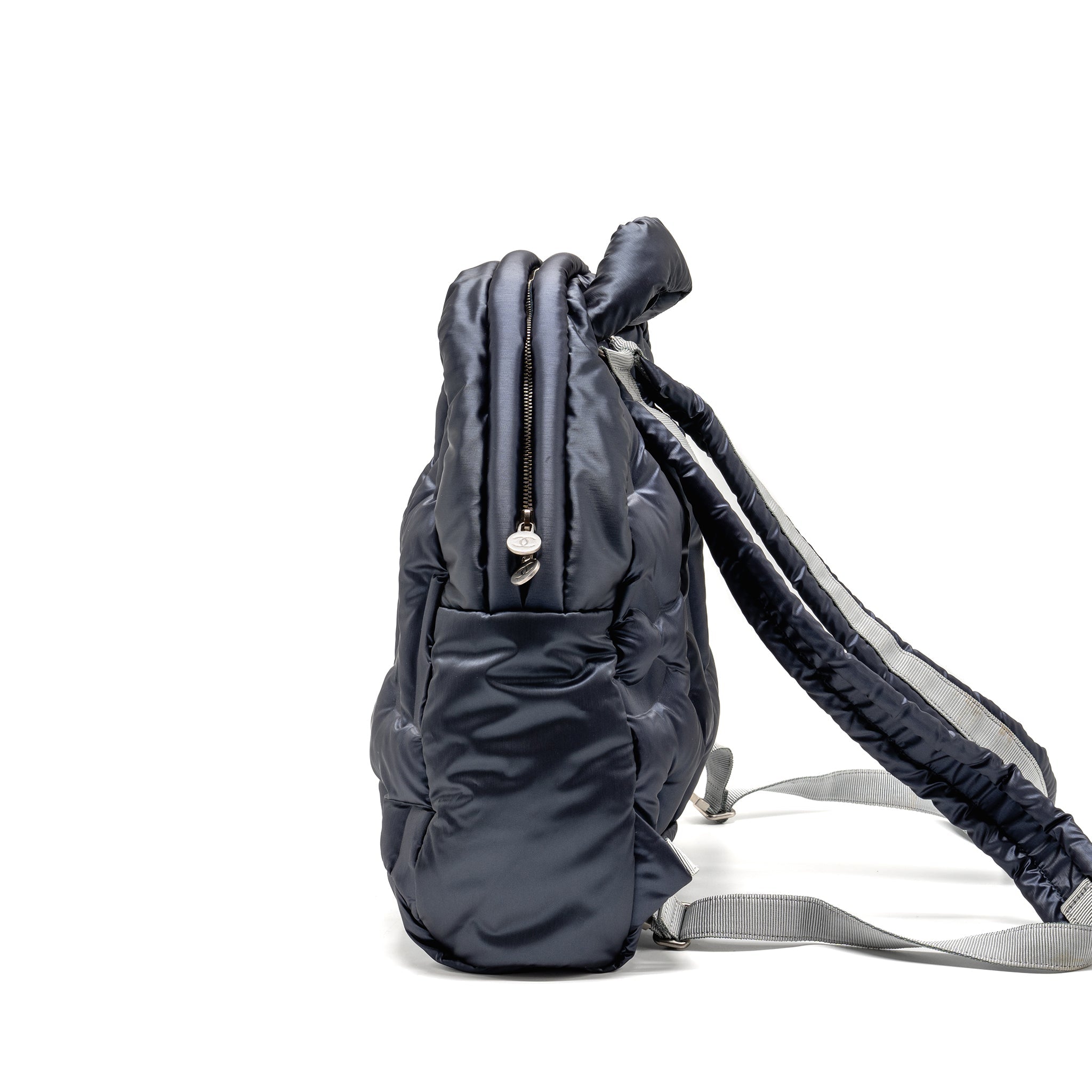 chanel-doudone-padded-backpack-nylon-dark-grey-shw