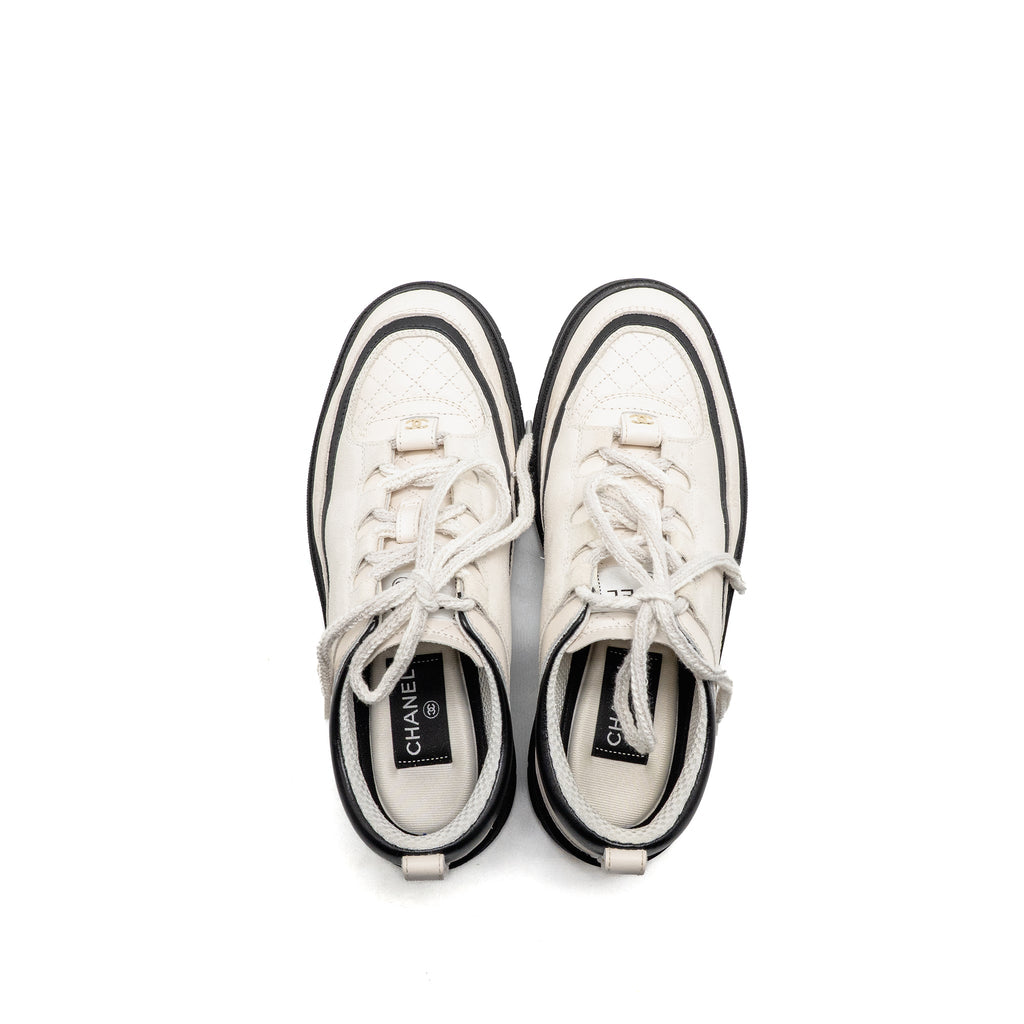 chanel-25n-size-37-5-sneakers-suede-calfskin-black-white