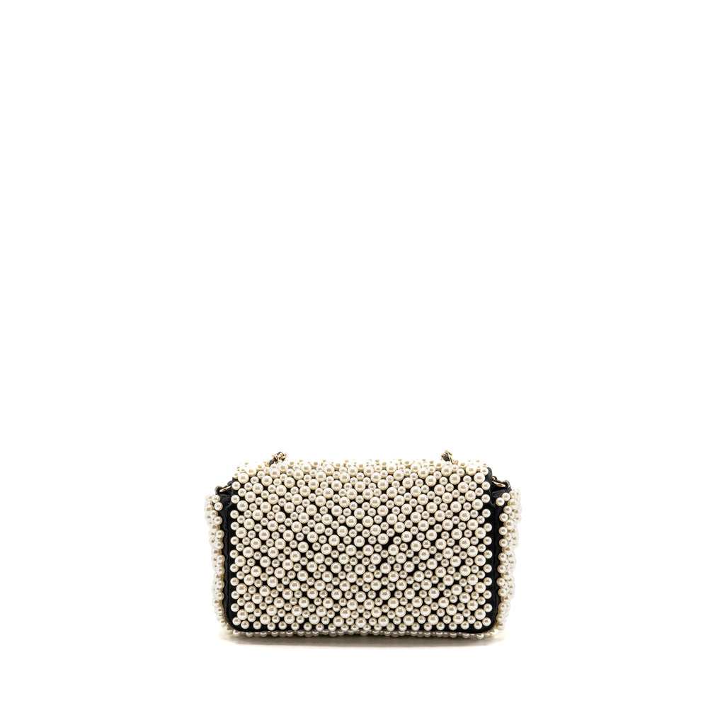 chanel-19s-pearl-flap-mini-rectangular-flap-bag-satin-lambskin-black-lghw-copy