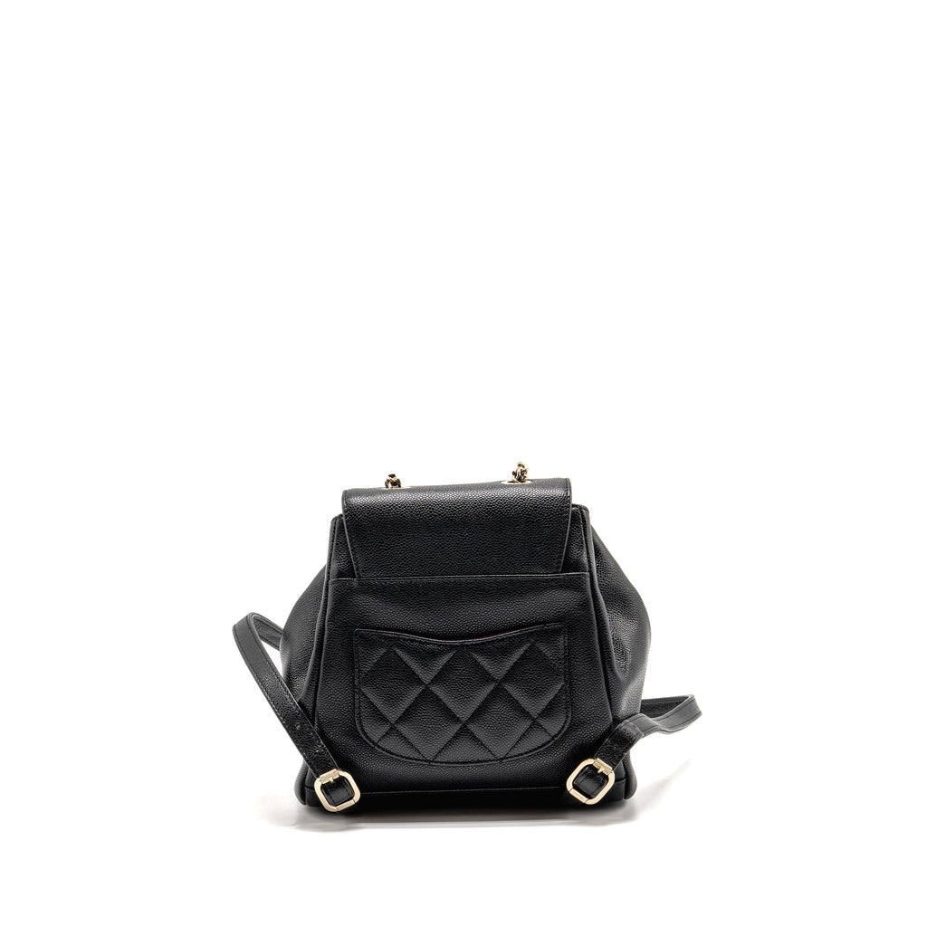 chanel-blackpack