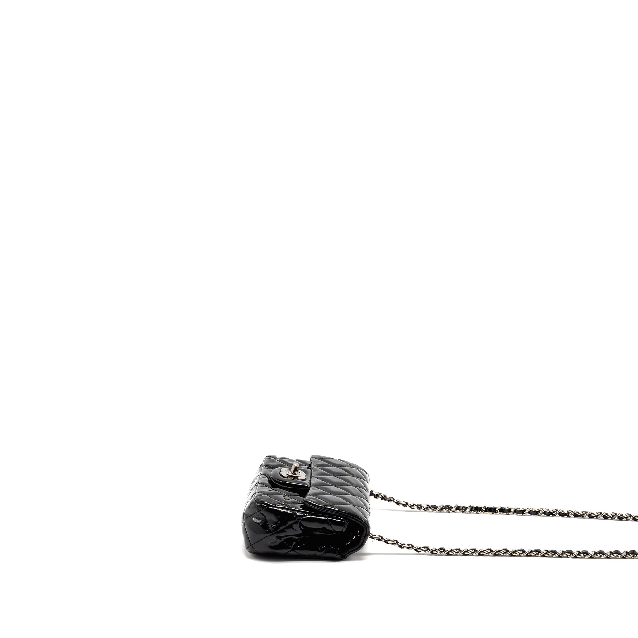 chanel-17c-click-label-shoulder-bag-calfskin-light-pink-lghw-copy