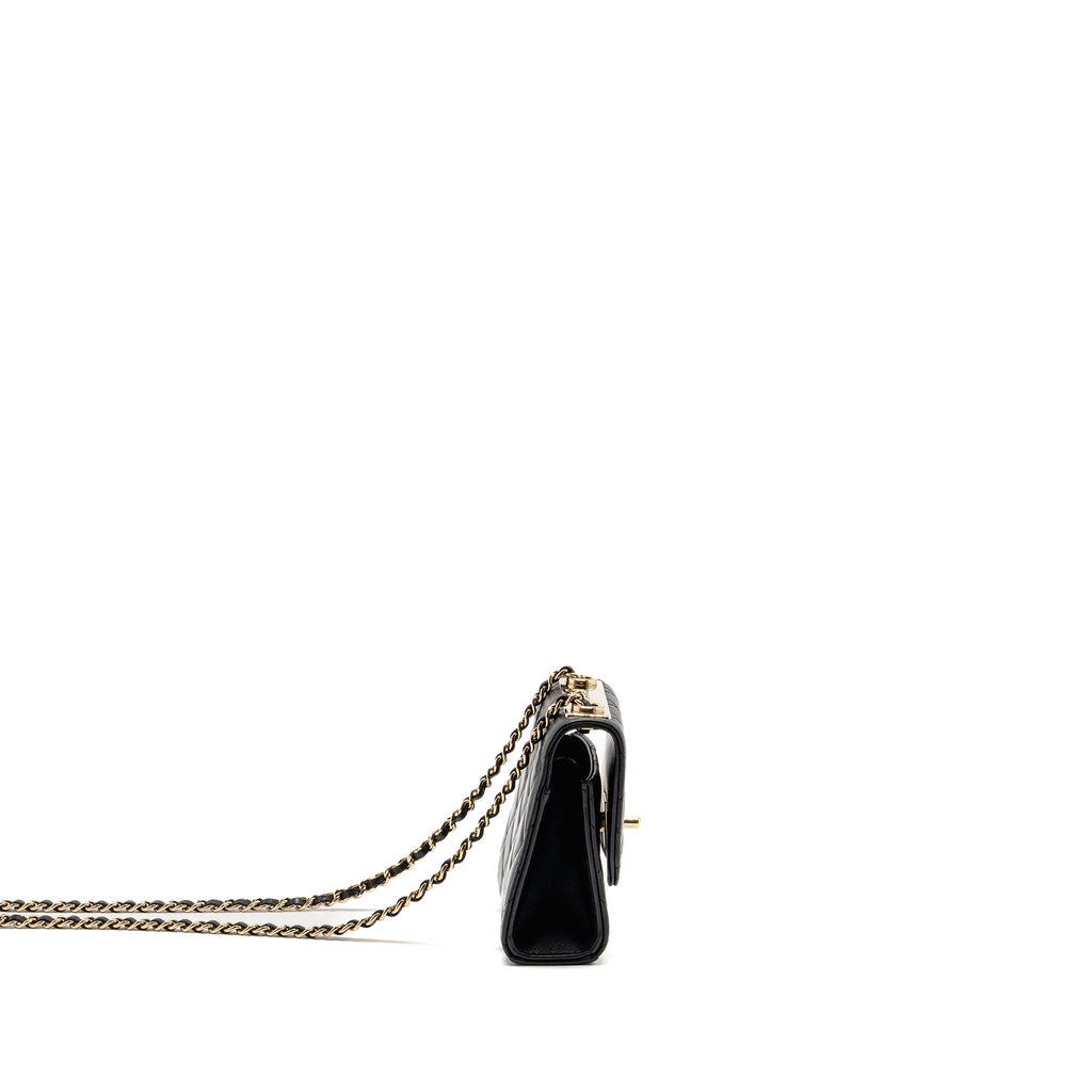 chanel-mini-trendy-cc-clutch-with-chain-lambskin-black-lghw-microchip