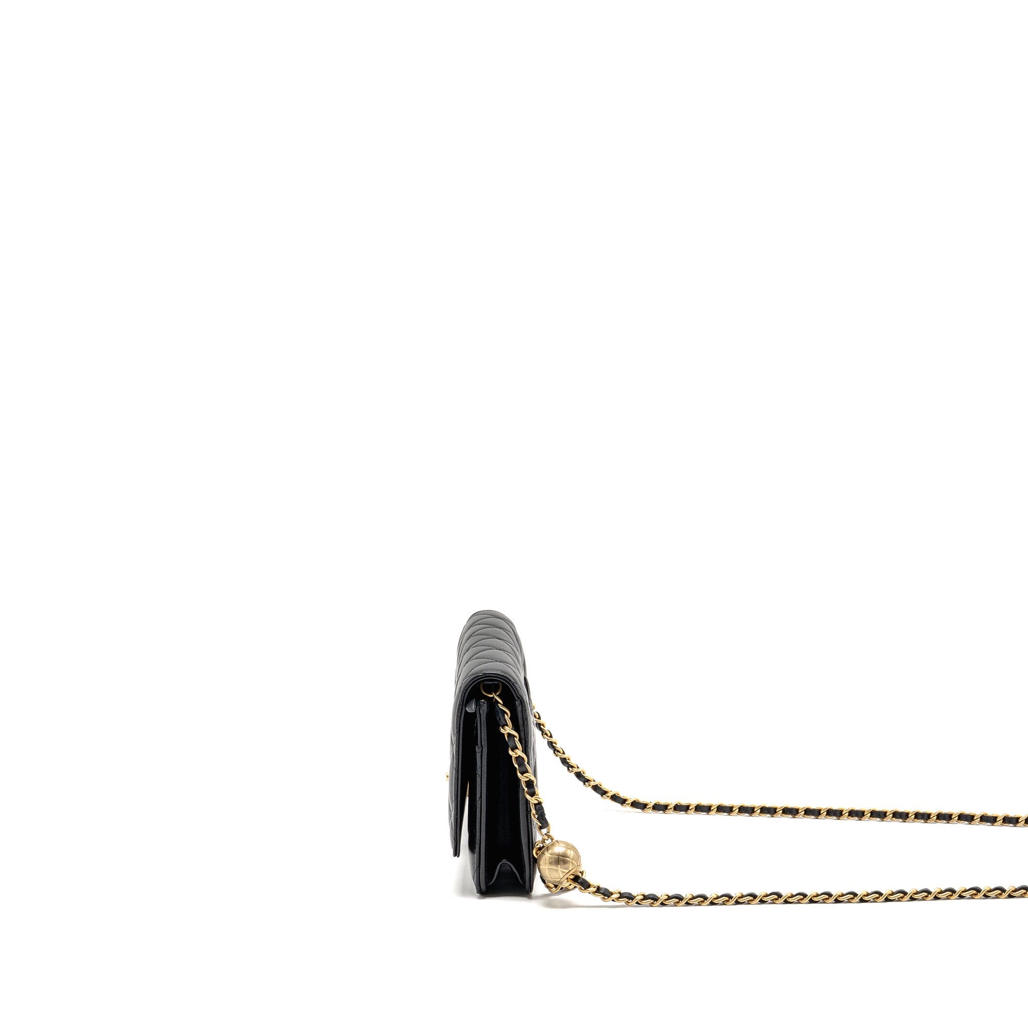 chanel-pearl-crush-wallet-on-chain-lambskin-black-ghw-microchip-copy-2
