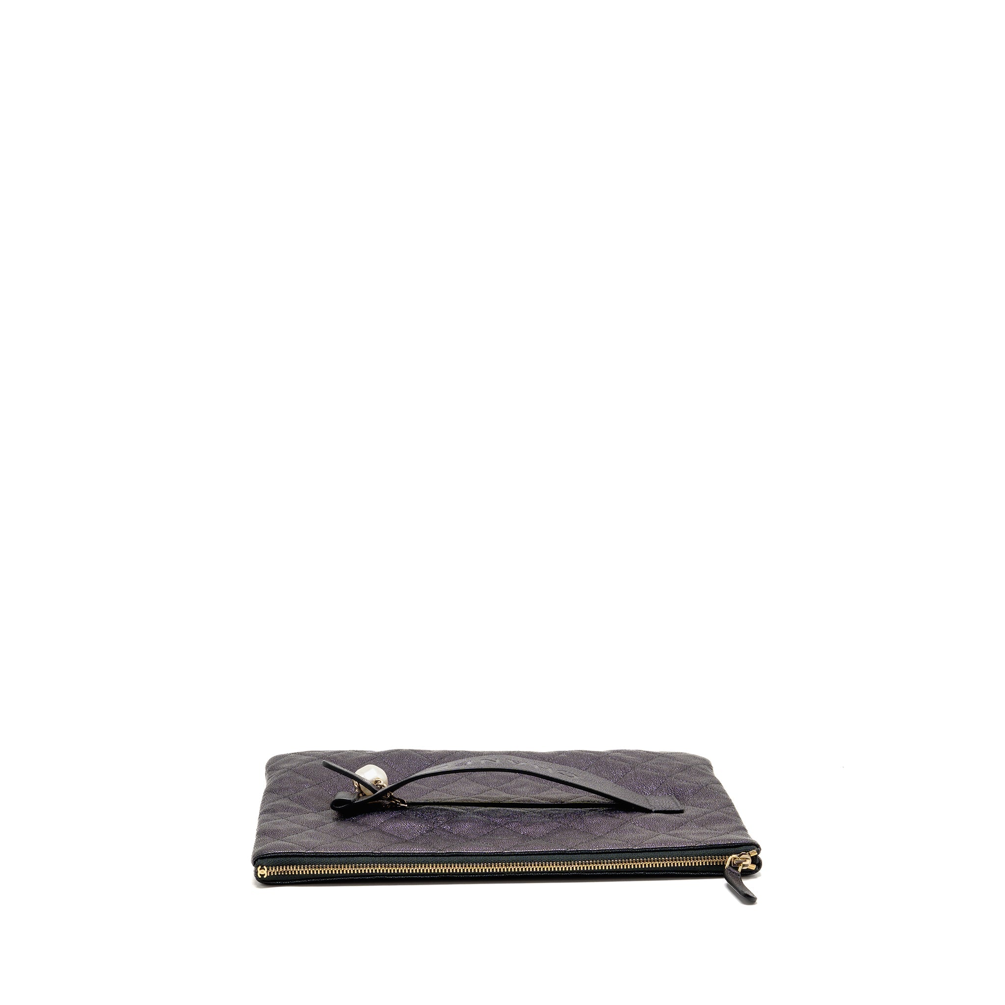 chanel-night-by-the-c-pouch-clutch-caviar-iridescent-blue-lghw