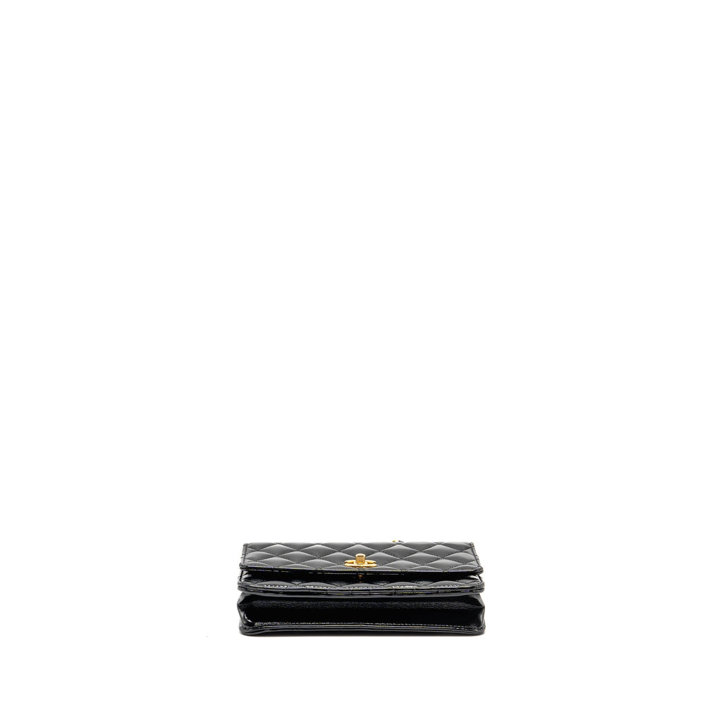 chanel-24a-detailed-chain-wallet-on-chain-shiny-calfskin-black-ghw-microchip