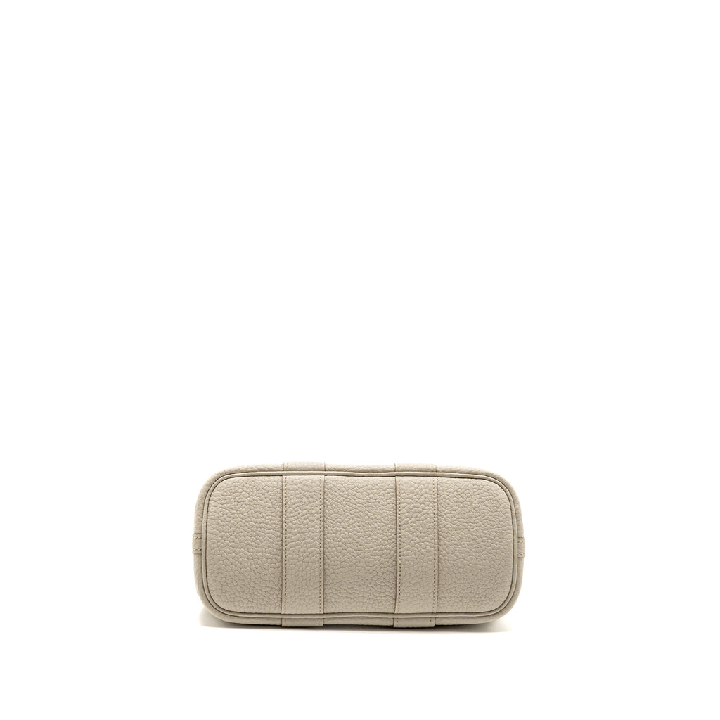 hermes-garden-party-23-negonda-beton-shw-stamp-w