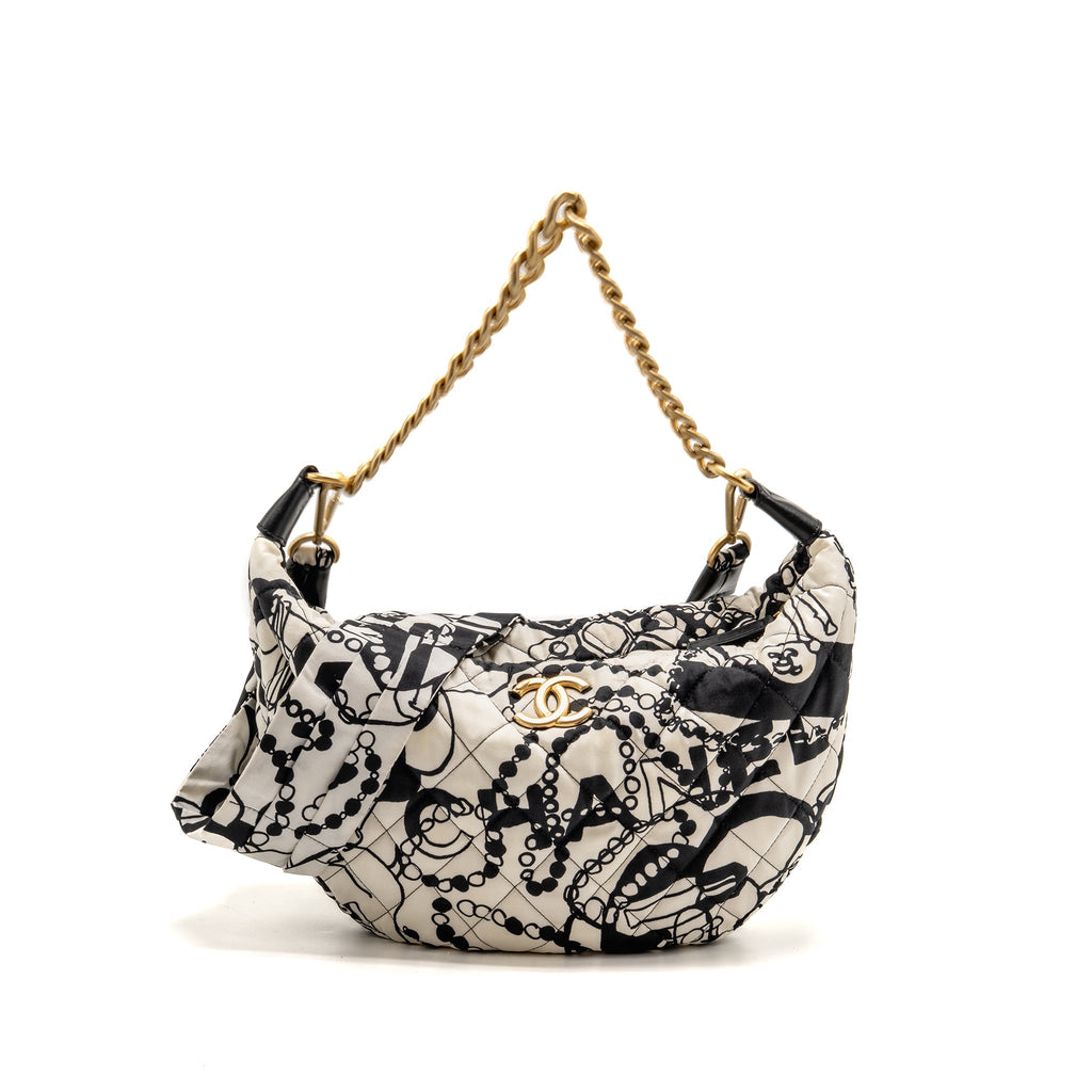 chanel-black-white-ghw