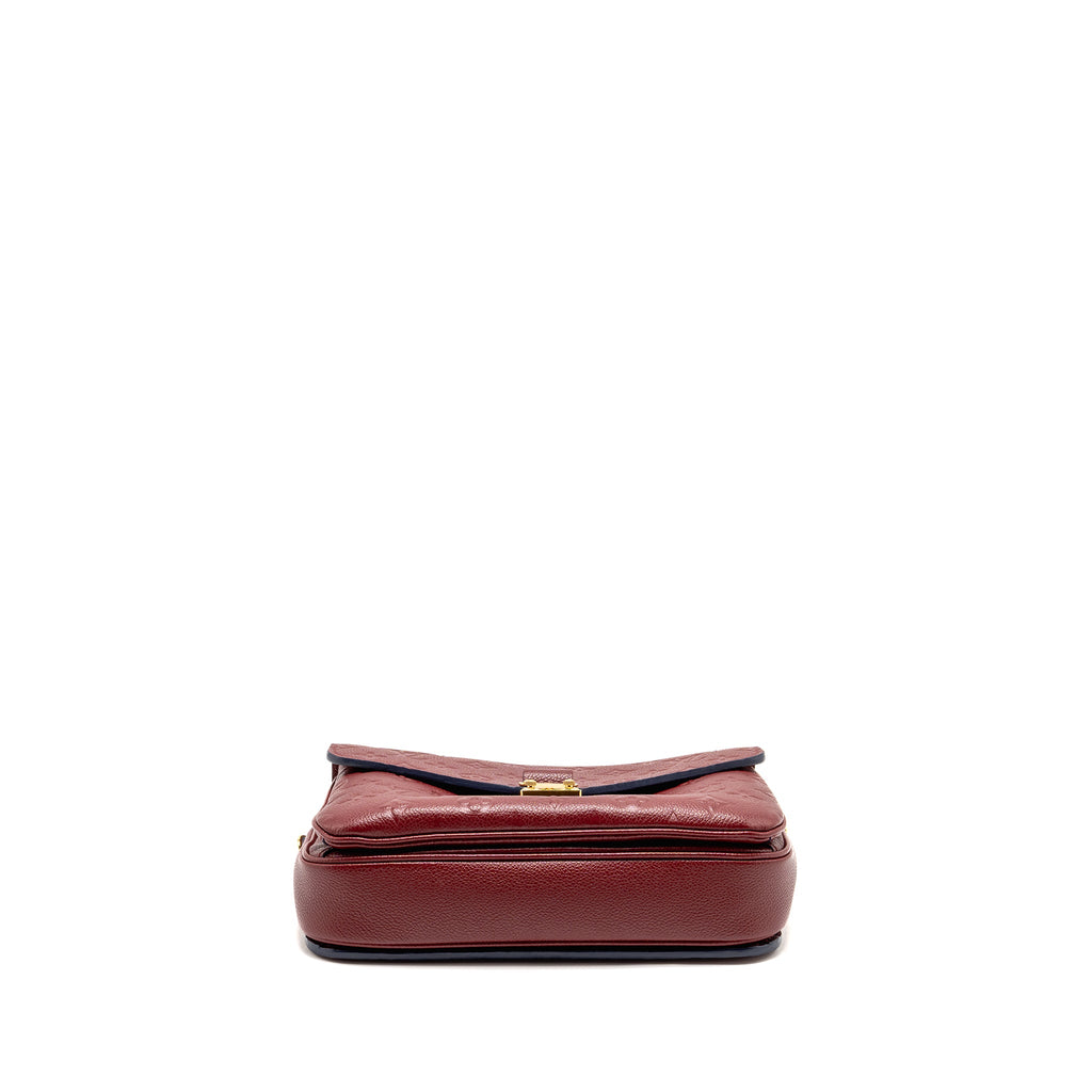 louis-vuitton-pochette-metis-monogram-empreinte-dark-red-ghw