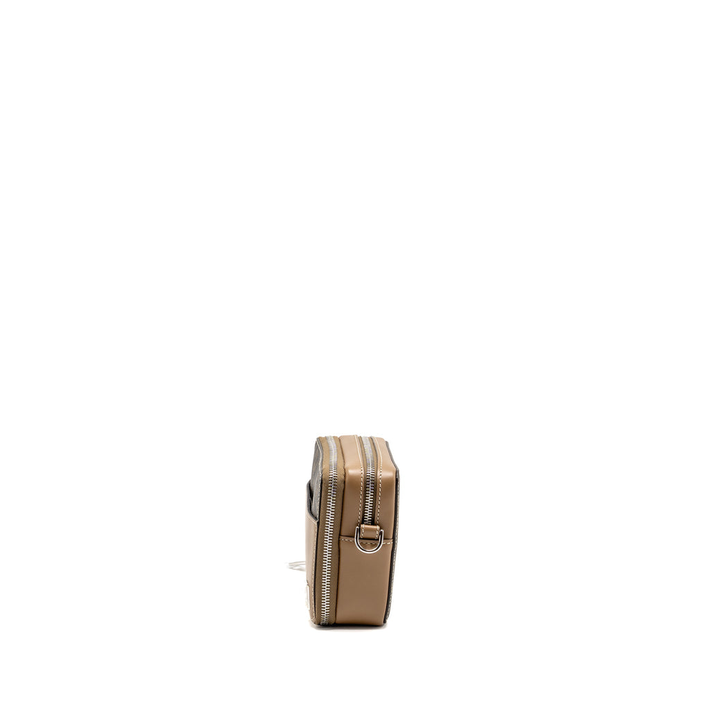 fendi-squared-ff-camera-case-organizer-bag-calfskin-ff-canvas-sand-brown-shw-copy-1
