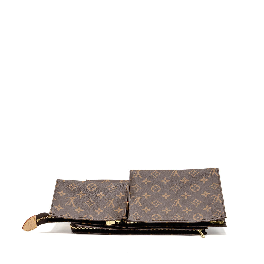 louis-vuitton-trio-toilet-pouch-monogram-canvas-ghw-copy