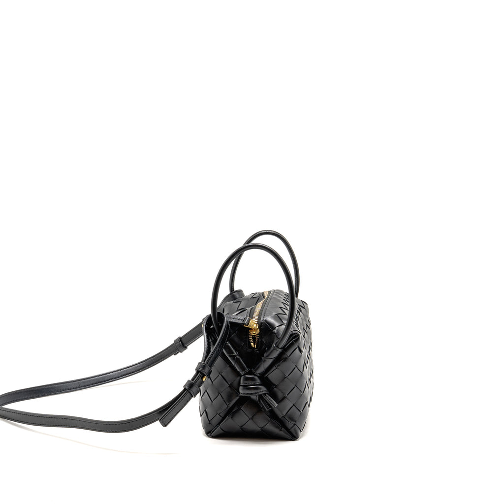 bottega-veneta-black