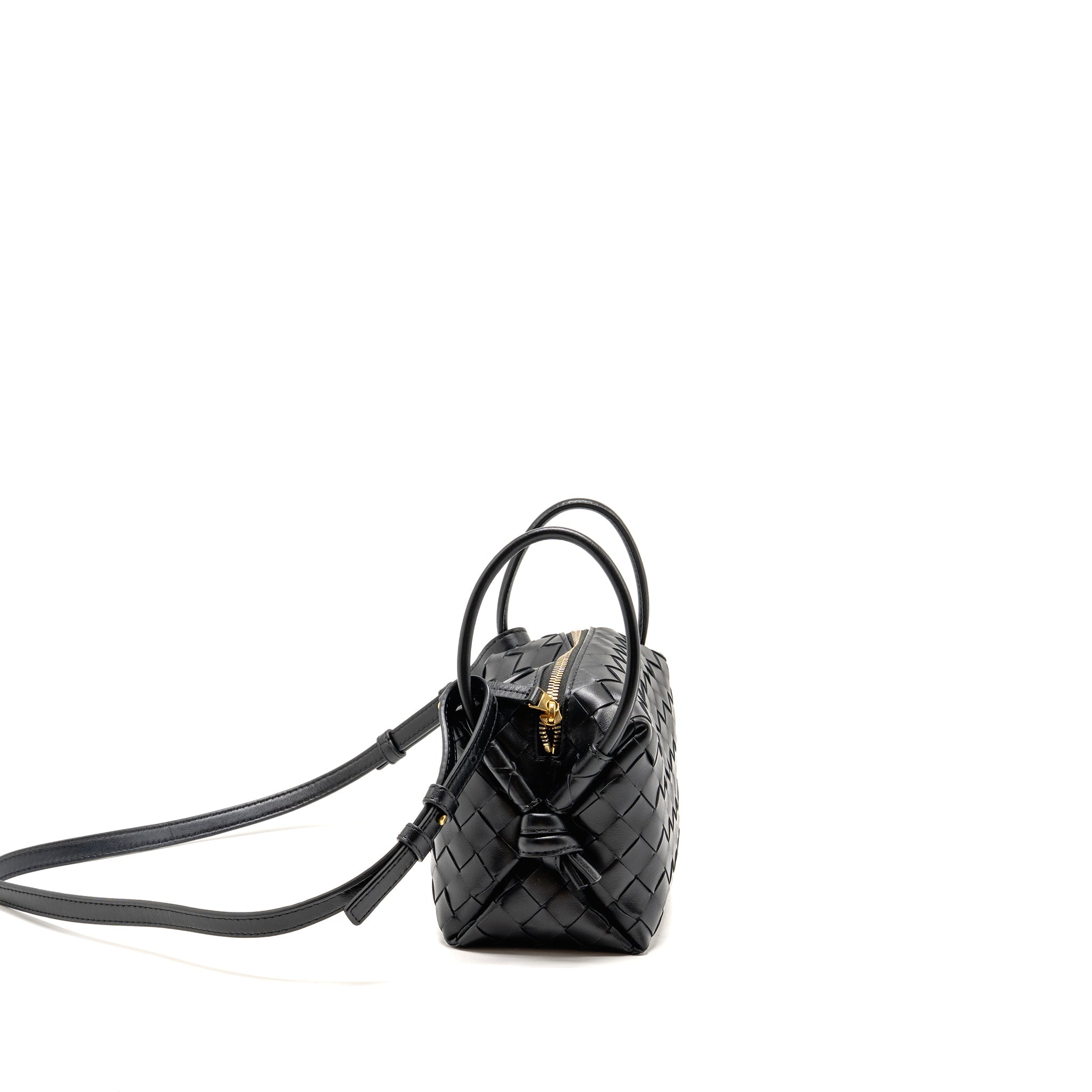 bottega-veneta-black