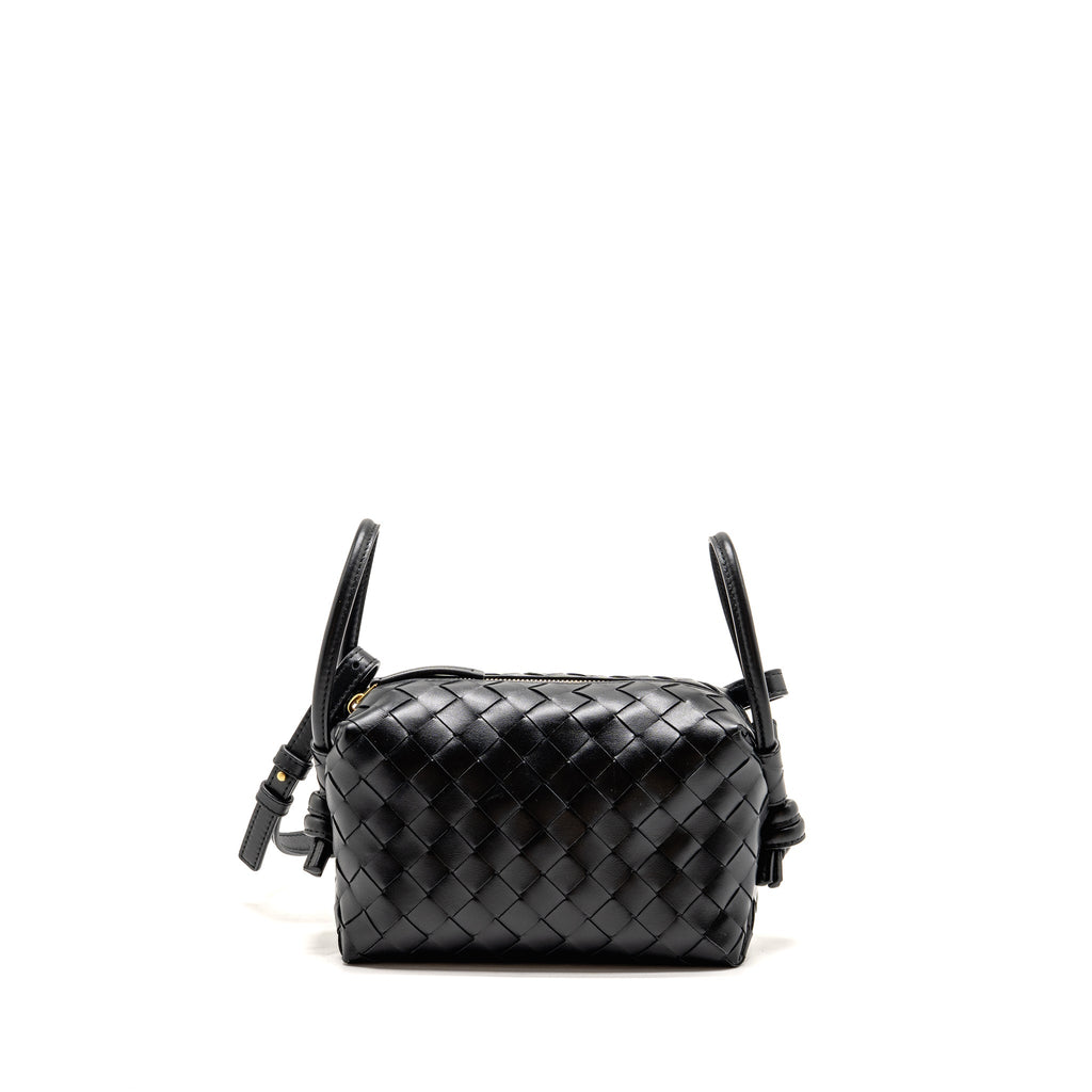 bottega-veneta-black