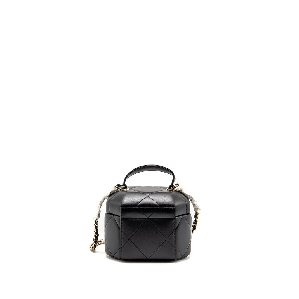 chanel-black-14