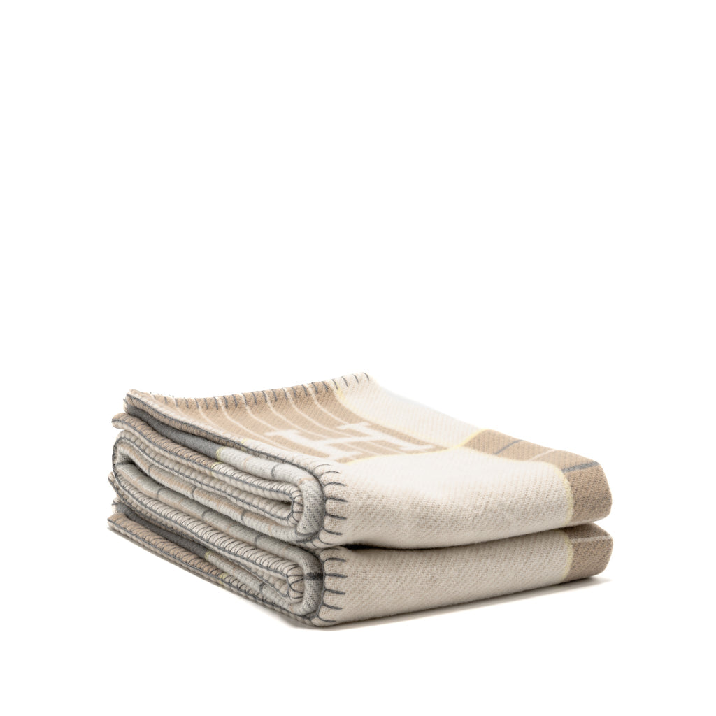 hermes-avalon-cabriole-blanket-gris-perle