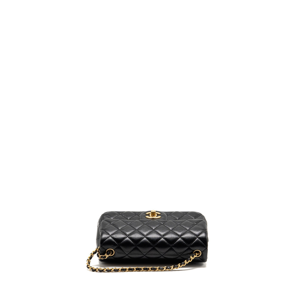 chanel-black-18