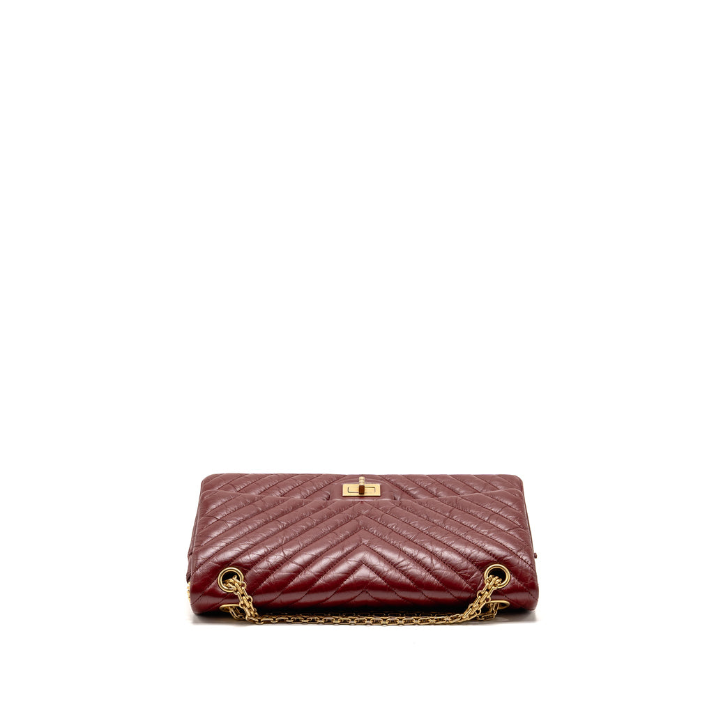 chanel-2-55-226-reissue-double-flap-bag-chevron-aged-calfskin-red-ghw-1