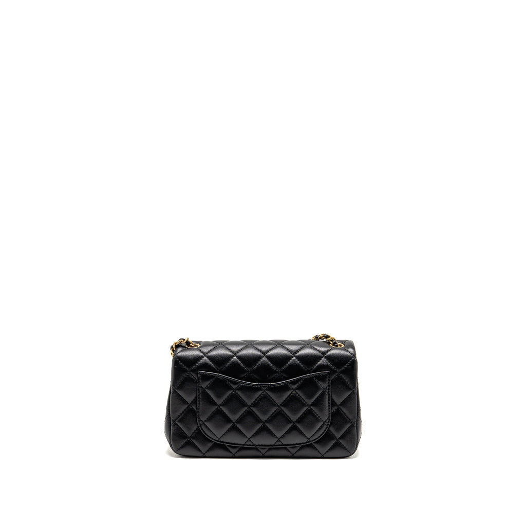 chanel-black-18