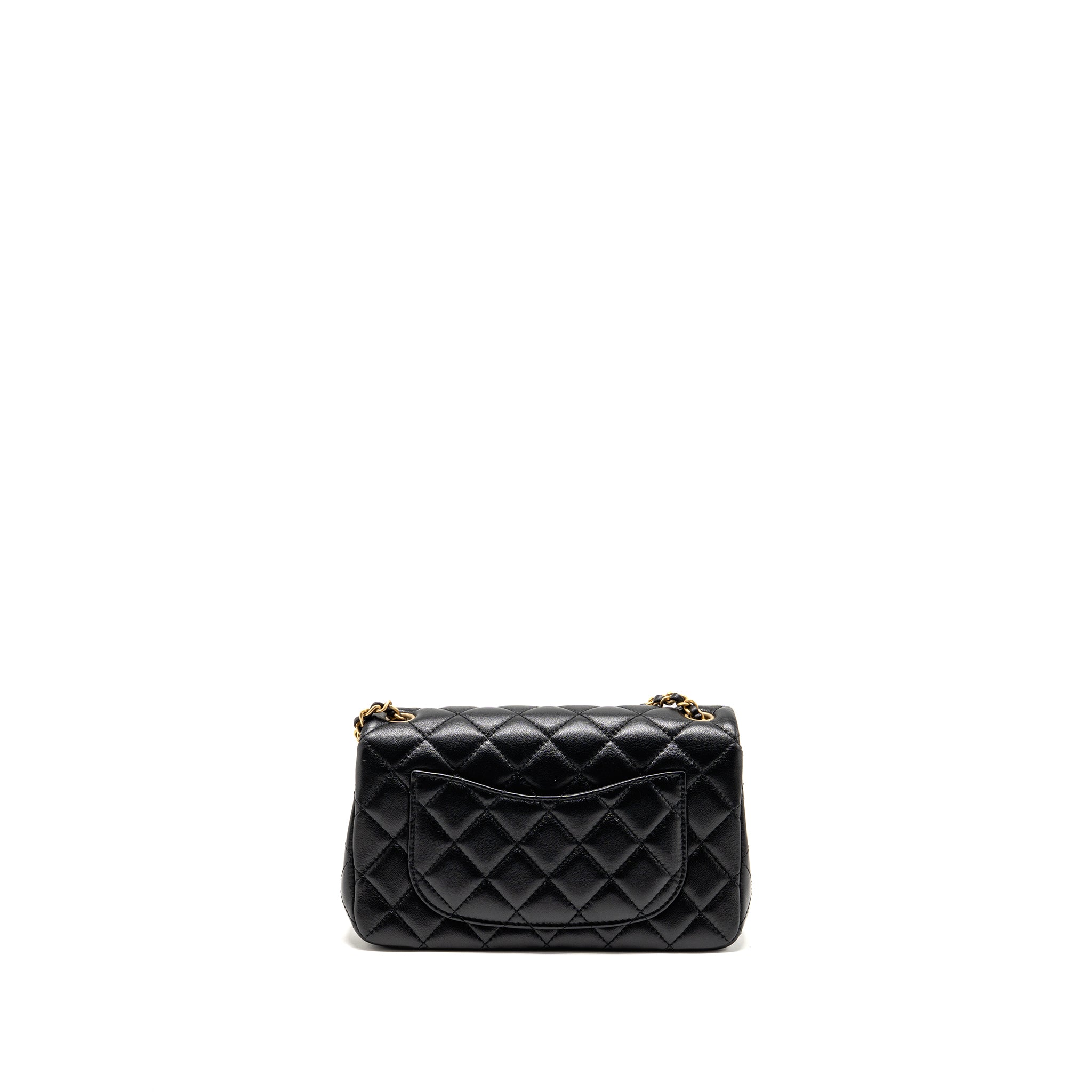 chanel-black-18