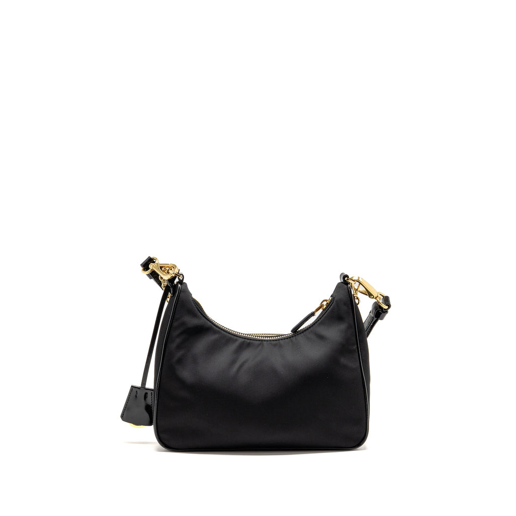 prada-black-1