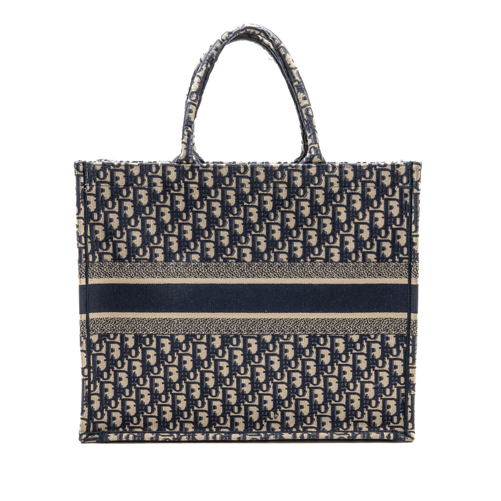 dior-large-book-tote-blue-dior-oblique-embroidery-copy