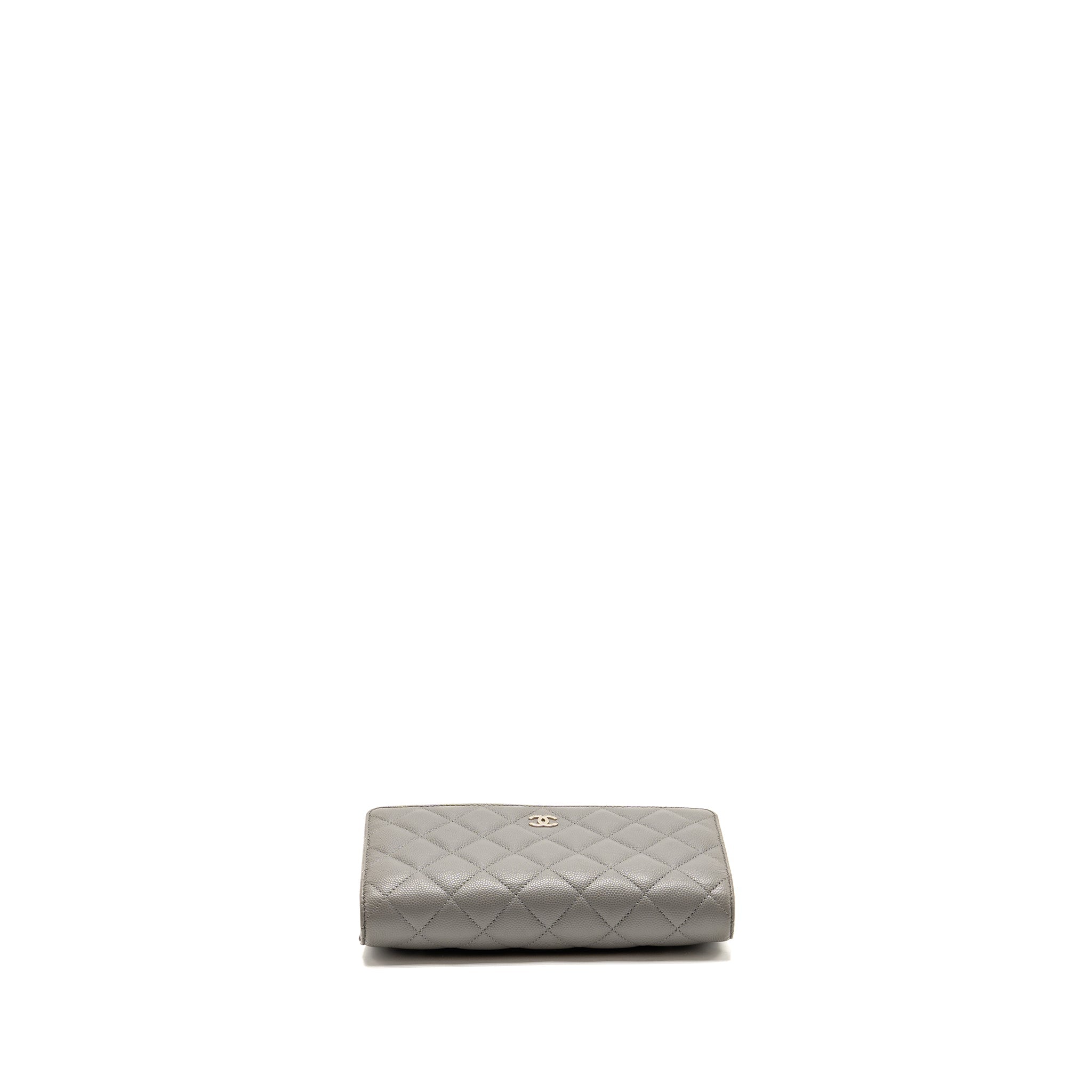 chanel-classic-wallet-on-chain-caviar-grey-lghw-microchip