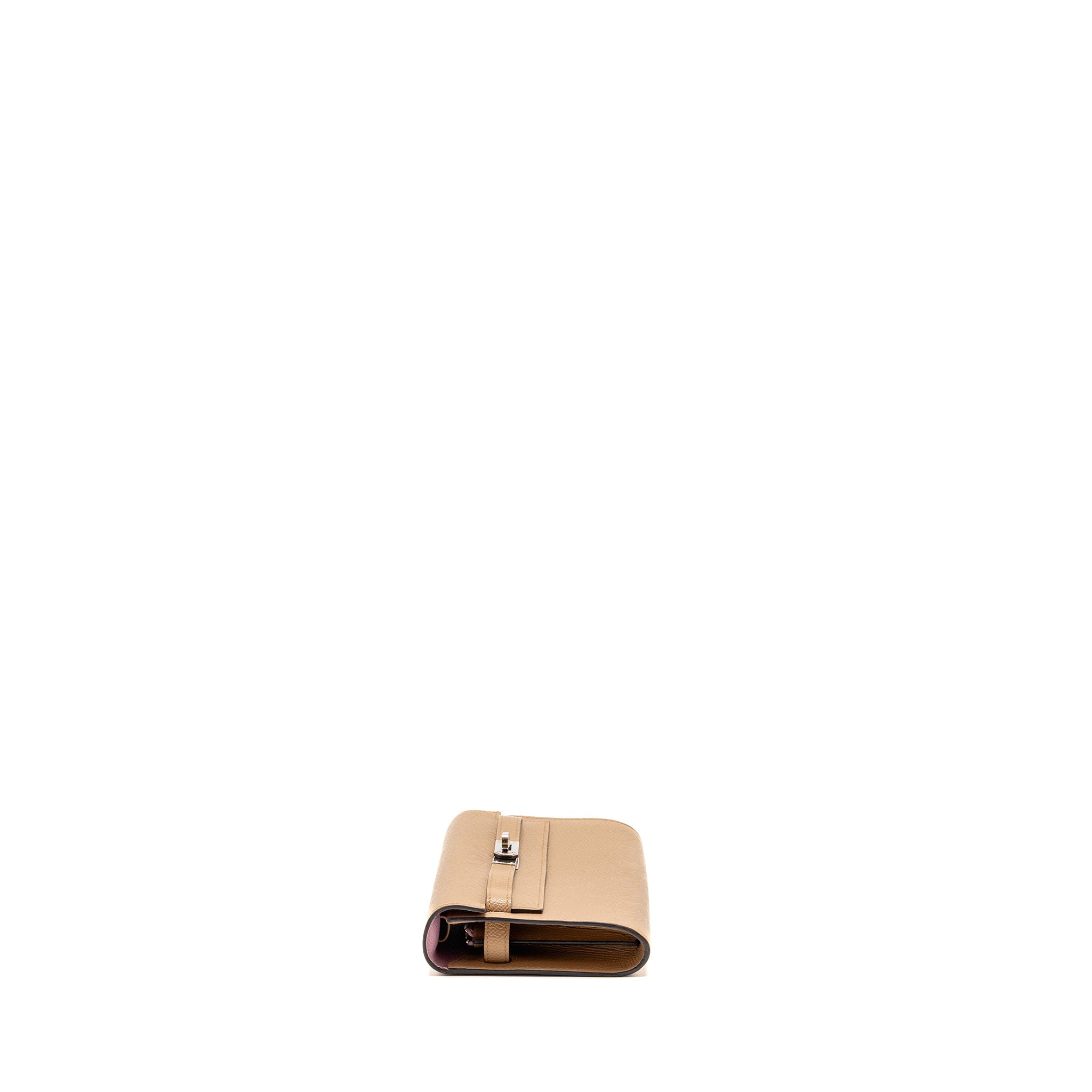 kelly-to-go-brown