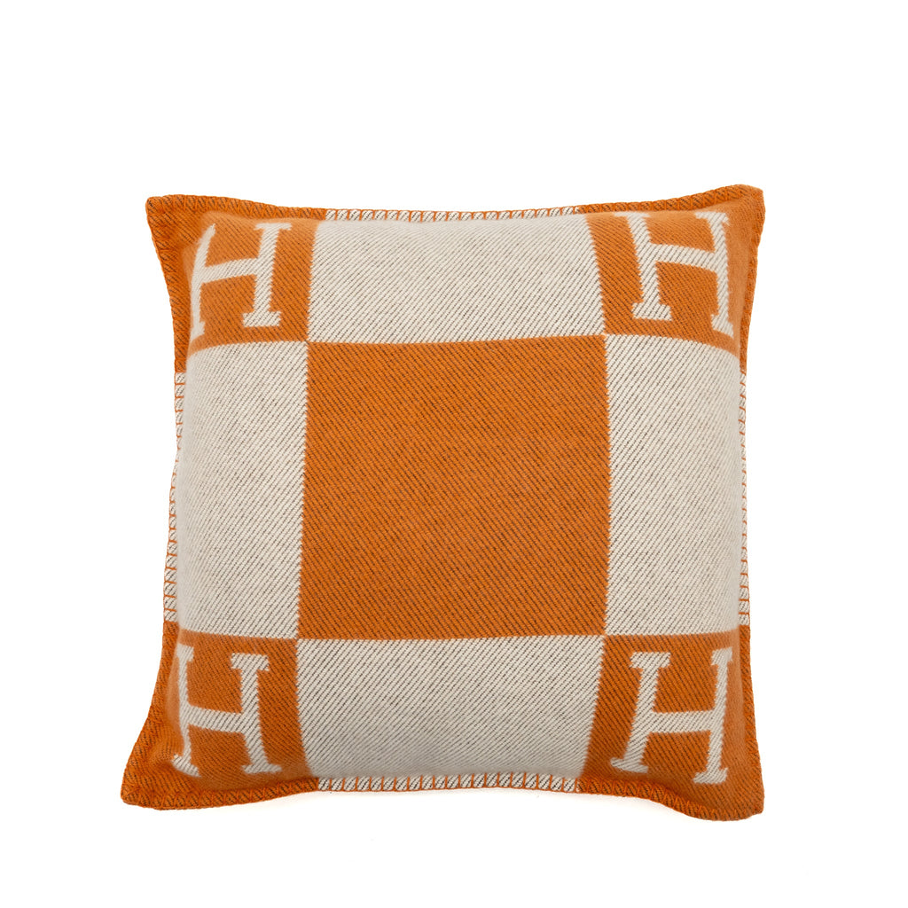 hermes-pillow-gold