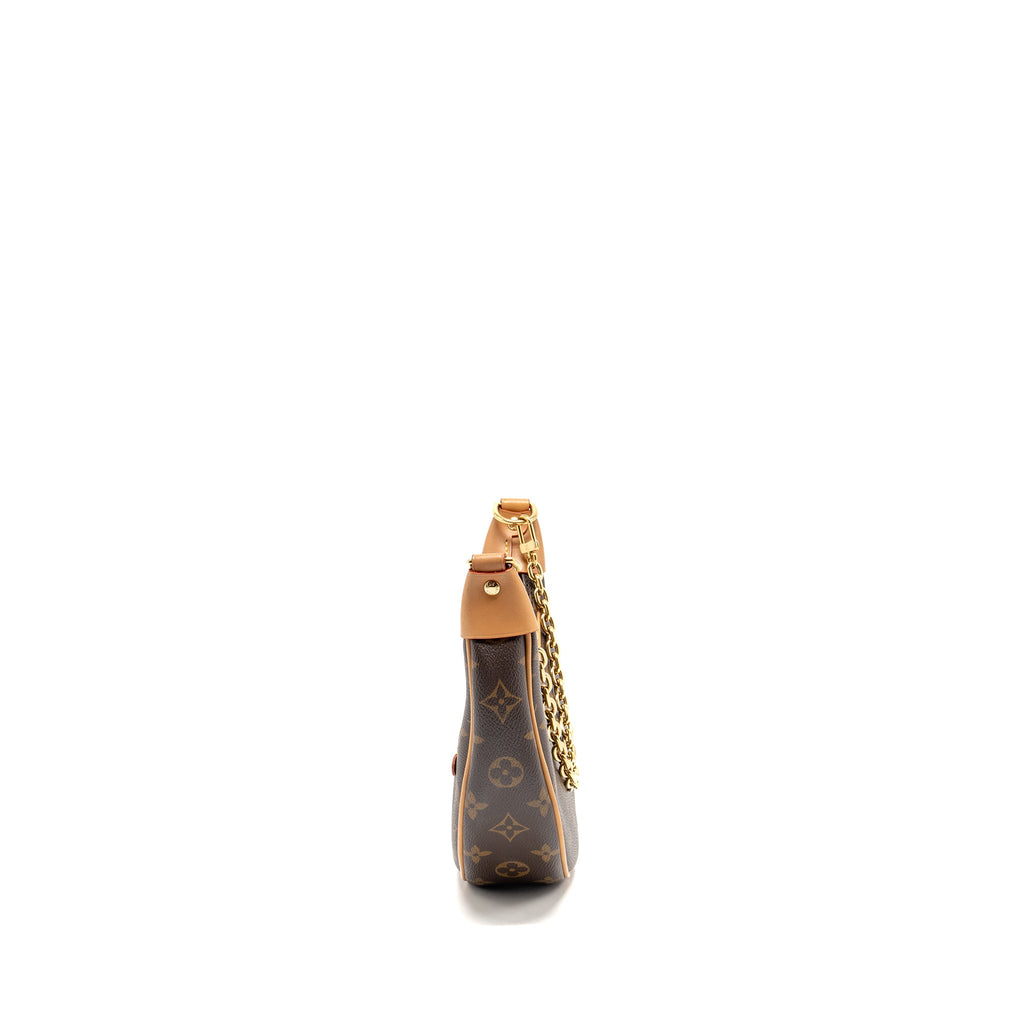 louis-vuitton-half-moon-loop