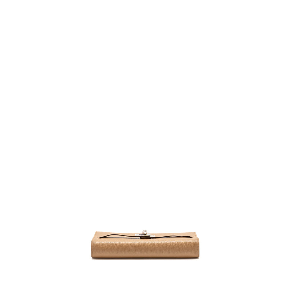 kelly-to-go-brown